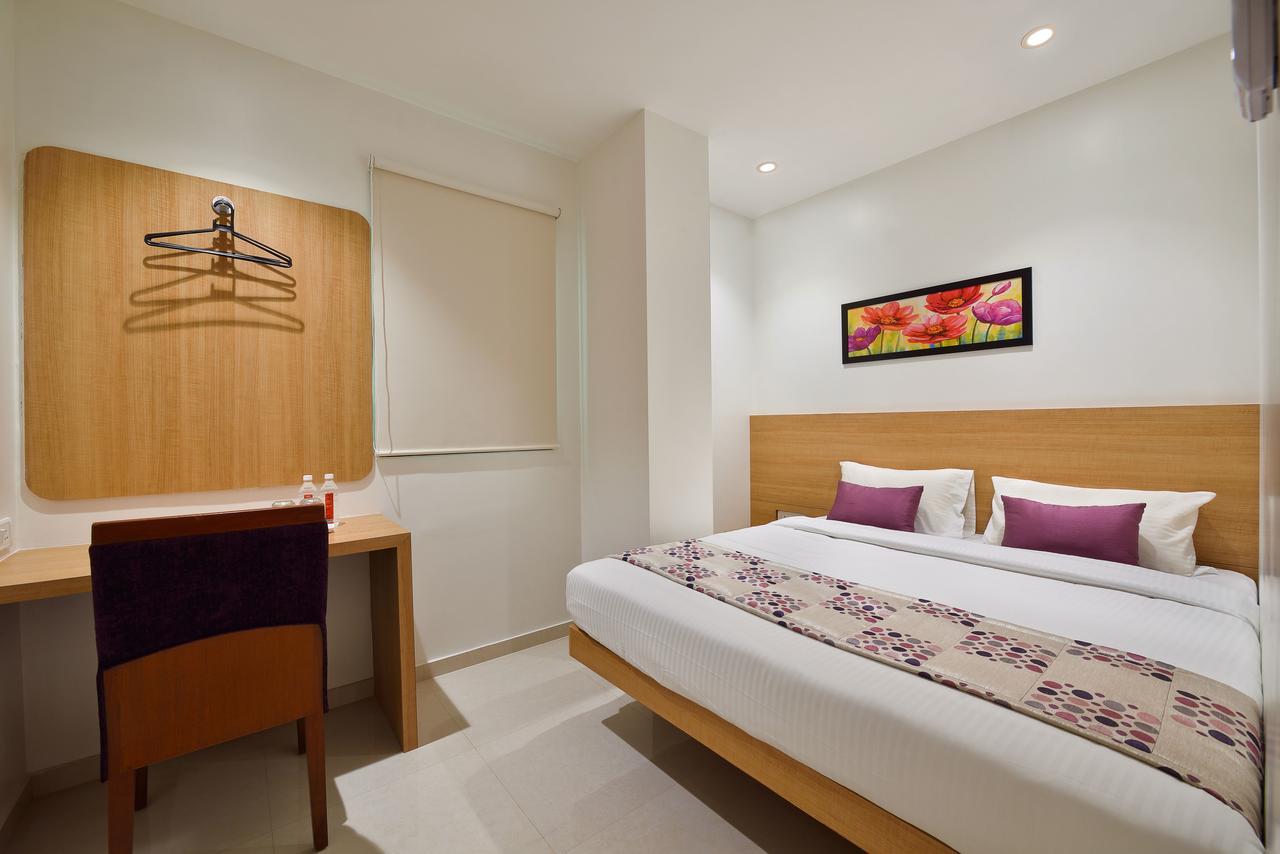 HOTEL LEAFIO-NEAR AIRPORT MUMBAI